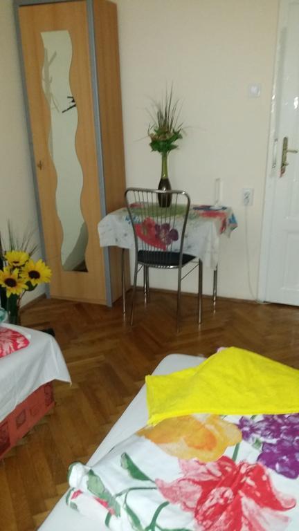 Valentina Guesthouse Budapest Exterior photo